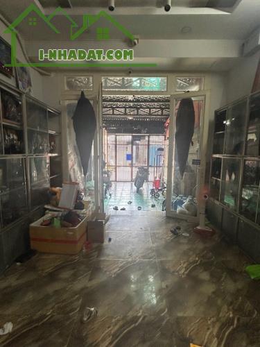NHÀ BTCT 4 TẦNG 100M2 MẶT TIỀN KINH DOANH ĐƯỜNG 688 TÂN KỲ TÂN QUÝ