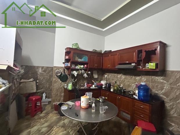 NHÀ BTCT 4 TẦNG 100M2 MẶT TIỀN KINH DOANH ĐƯỜNG 688 TÂN KỲ TÂN QUÝ