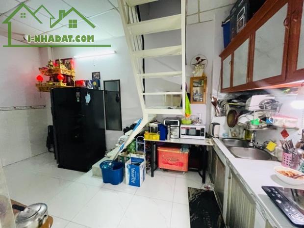 NHÀ 3 TẦNG 52M2 HẺM XE HƠI THÔNG 1 SẸC TÔ HIỆU, NỞ HẬU TÀI LỘC 7M