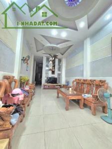 NHÀ BTCT 4 TẦNG 86M2 MẶT TIỀN ĐƯỜNG ĐẶNG MINH TRỨ, SÁT BÊN KHU BÀU CÁT