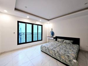 BÁN NHÀ ĐẸP LONG LANH CẠNH ĐẠI LỘ THĂNG LONG, DIỆN TÍCH SỬ DỤNG 42m2 GIÁ NHỈNH 6,x tỷ