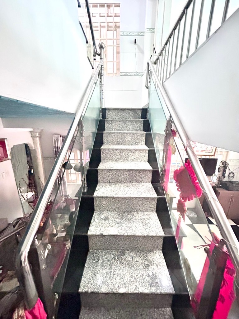 Nhà 2/ Bùi Văn Ngữ, Diện tích 75m2, 1 trệt 2 lầu, Hẻm Xe Hơi Giá 5 tỷ