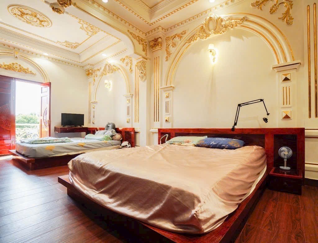 BÁN NHÀ BIỆT THỰ DÁT VÀNG - MẶT TIỀN QUẬN 6 - NỘI THẤT CHÂU ÂU XỊN SÒ - 145M2 NỞ HẬU - VIEW SÔNG THOÁNG MÁT - GIÁ GIẢM CHỈ CÒN 15,9 TỶ TL