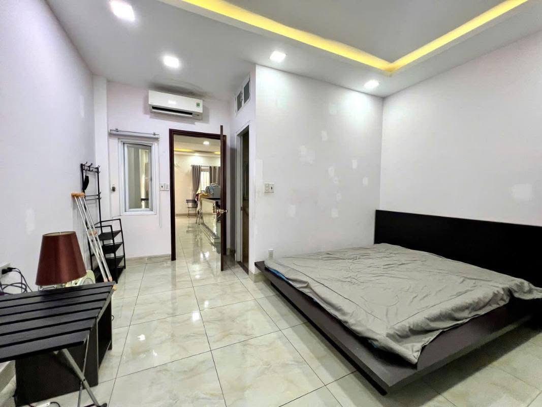 BÁN NHÀ KHUÔNG VIỆT - TÂN PHÚ - GIÁP QUẬN 11 - 95M2 (4.4X21.5) - ÔTÔ NGỦ TRONG NHÀ - 3 TẦNG - 3 PHÒNG MASTER  - CÁCH ĐẦM SEN 2 PHÚT - GIÁ HƠN 11 TỶ TL