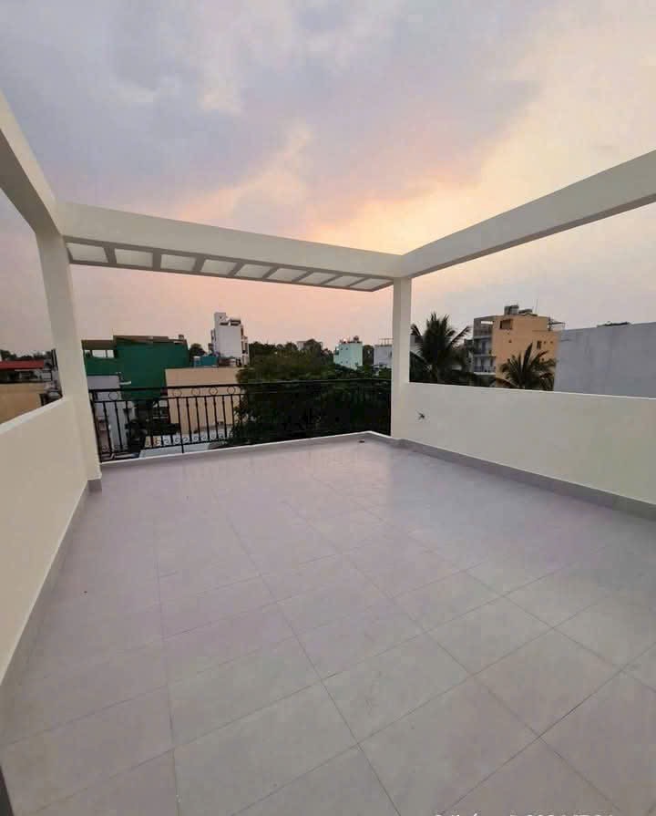BÁN NHÀ HOÀ BÌNH - Q.11 - ĐỐI DIỆN ĐẦM SEN - 5 TẦNG - DT 5.2X13M - XE HƠI NGỦ TRONG NHÀ - VIEW PHÁO HOA ĐẦM SEN PARK - GIÁ 10,5 TỶ CÒN TL