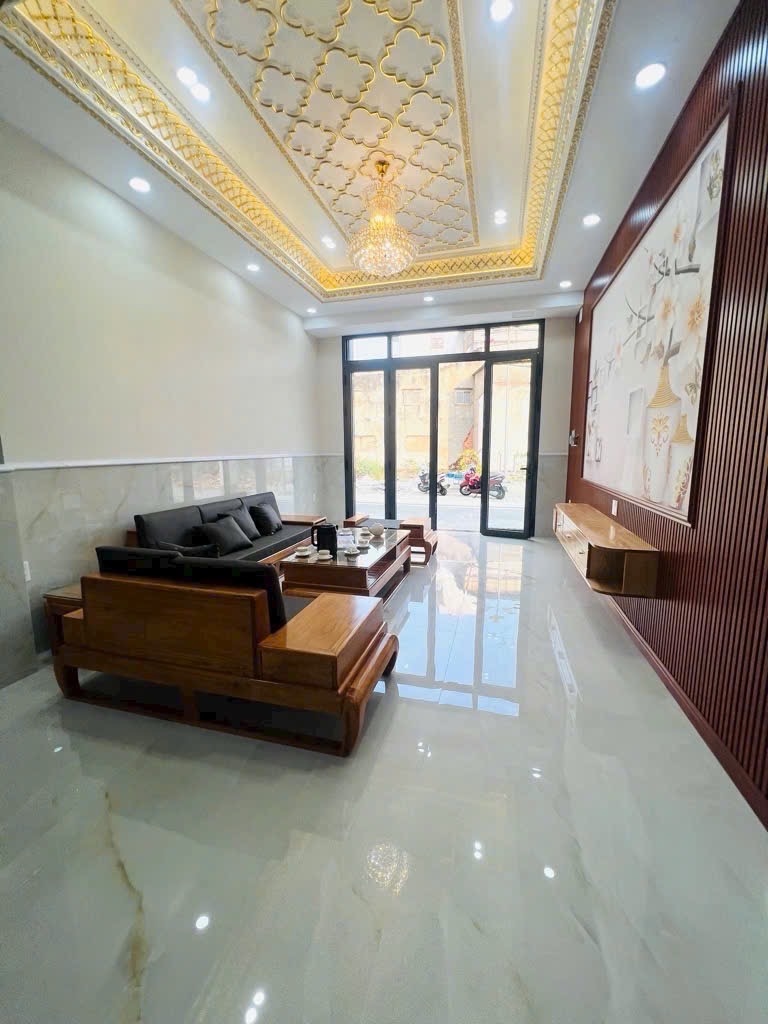 BÁN NHÀ TÔ HIỆU - TÂN PHÚ - XE HƠI VÀO NHÀ - 70M2 [4*17,5M] - 4 TẦNG - HẺM XE TẢI 6M - TẶNG FULL NỘI THẤT - GIÁ CHỈ 9 TỶ CÒN TL