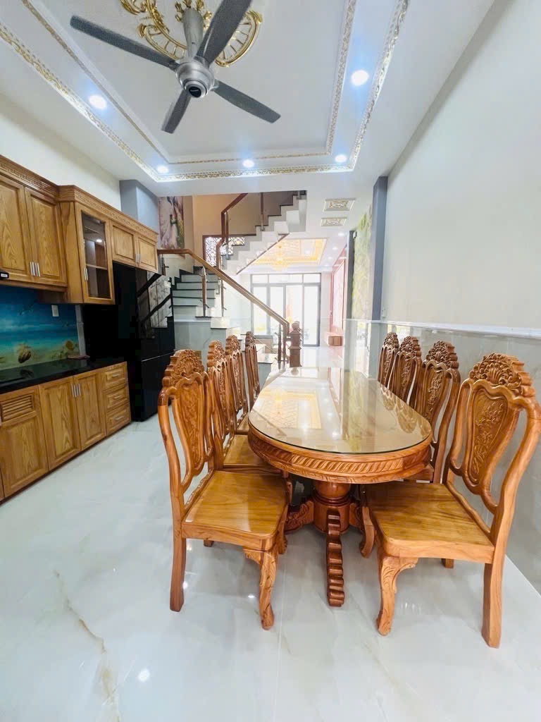 BÁN NHÀ TÔ HIỆU - TÂN PHÚ - XE HƠI VÀO NHÀ - 70M2 [4*17,5M] - 4 TẦNG - HẺM XE TẢI 6M - TẶNG FULL NỘI THẤT - GIÁ CHỈ 9 TỶ CÒN TL