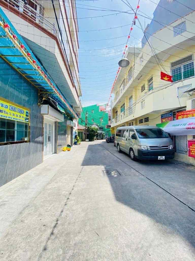 BÁN NHÀ TÂN HÓA P1 Q11 - NHÀ MỚI ĐẸP - 3 TẦNG - HẺM XE HƠI - GIÁ CHỈ 8,1 TỶ CÒN TL