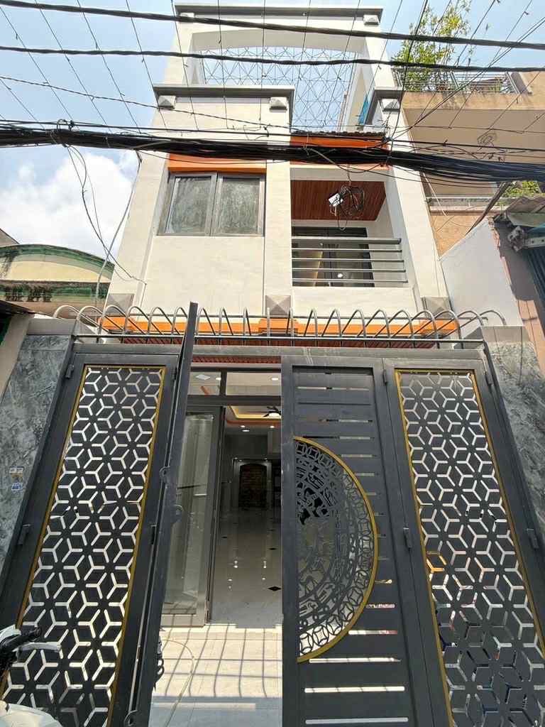 BÁN NHÀ TÂN HÓA P1 Q11 - NHÀ MỚI ĐẸP - 3 TẦNG - HẺM XE HƠI - GIÁ CHỈ 8,1 TỶ CÒN TL