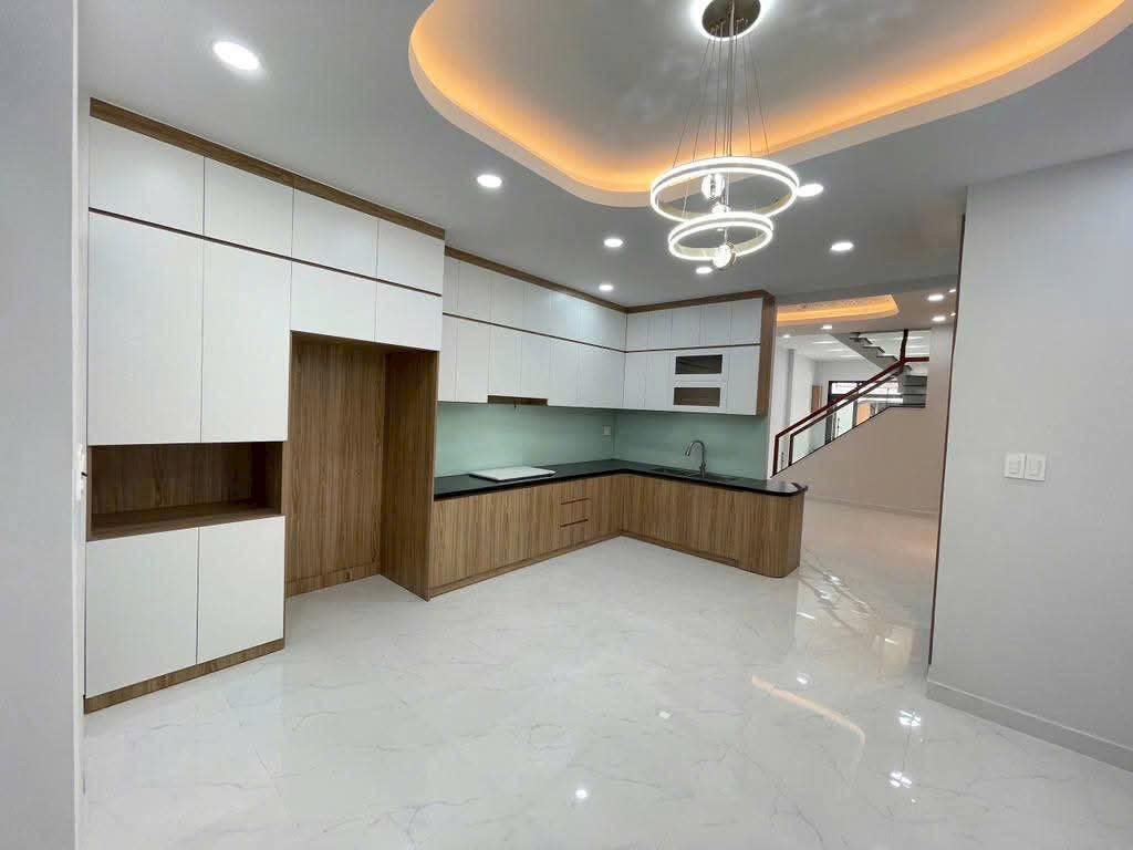 TRỊNH ĐÌNH TRỌNG - GIÁP QUẬN 11 - 100M2 (4.2X22) NỞ HẬU 4.8M - ĐƯỜNG NHỰA 6M THÔNG - 3 TẦNG MỚI ĐẸP - GIÁ 10 TỶ 8  CÒN TL