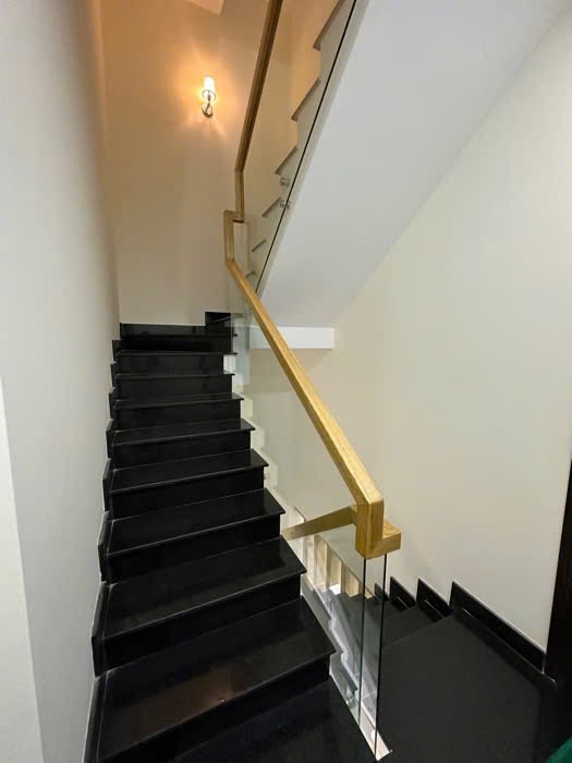 BÁN NHÀ SIÊU PHẨM TRƯƠNG PHƯỚC PHAN - HẺM THÔNG LÊ VĂN QUỚI - BÌNH TÂN - 50M2 - 5 TẦNG - 7PN - KHU SẦM UẤT - GẦN TRƯỜNG HỌC - CHỢ - SIÊU THỊ - GIÁ CHỈ 6,5 TỶ CÒN TL
