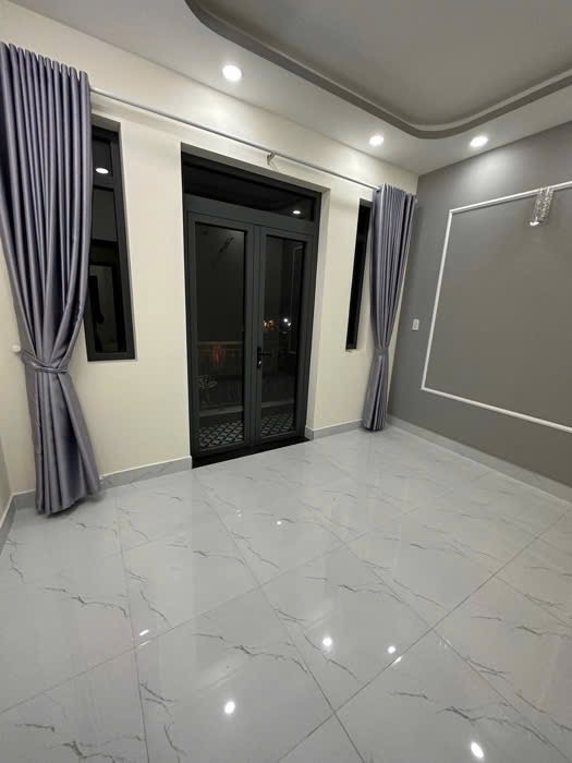 BÁN NHÀ SIÊU PHẨM TRƯƠNG PHƯỚC PHAN - HẺM THÔNG LÊ VĂN QUỚI - BÌNH TÂN - 50M2 - 5 TẦNG - 7PN - KHU SẦM UẤT - GẦN TRƯỜNG HỌC - CHỢ - SIÊU THỊ - GIÁ CHỈ 6,5 TỶ CÒN TL