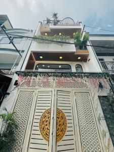 BÁN NHÀ BÌNH LONG - TÂN PHÚ - MỚI ĐẸP 58M2 (4,5x13) - 4 TẦNG - HẺM 4M - KHU AN NINH - TẶNG FULL NỘI THẤT - GIÁ CHỈ NHỈNH 6 TỶ CÒN TL