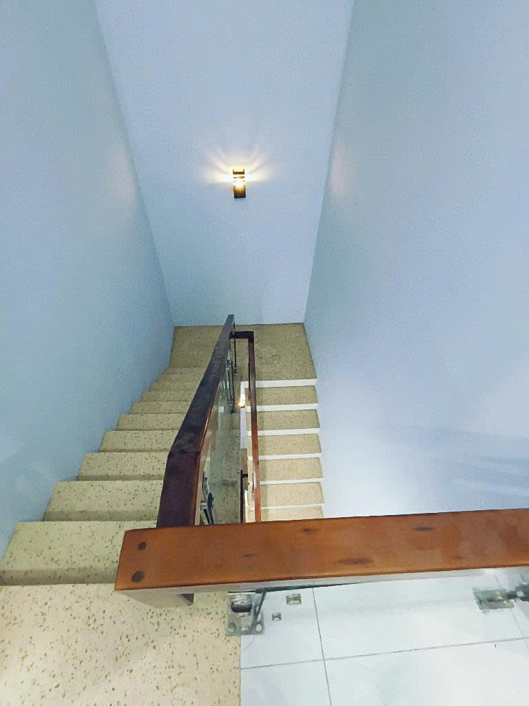 Bán nhà mặt tiền lô góc kinh doanh Mai Hắc Đế, 64m2, nhà 4 tầng, giá 7.7 tỷ