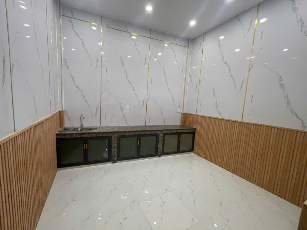 CẦN BÁN NHÀ HẺM 769 PHẠM THẾ HIỂN - QUẬN 8, 39.5M2, 2 TẦNG BTCT, GIÁ 5.3 TỶ
