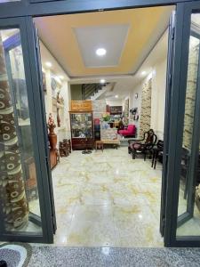 Bán gấp nhà Liên Tỉnh 5 Quận 8, 44.7m2, 4 tầng bê tông cốt thép, giá 5 tỷ