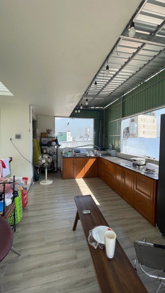 Nhà hẽm đường Nguyễn Thị Thập, kế bên Bệnh viện Đa Khoa Quận 7; DT: 54,3m2, giá 9,5 tỷ; Xe hơi tránh nhau tới nhà