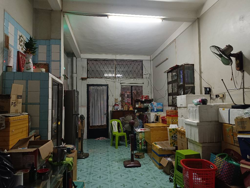 Nhà MT Hưng Phú Quận 8, mặt tiền Hưng Phú, tuyến đường thương mại sầm uất ; DT 45m2; giá 11,7 tỷ; Giao thông cực thuận tiện qua Q1, Q5, Q7