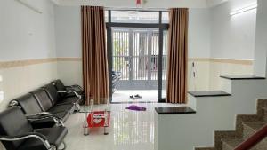 Nhà hẽm đường Nguyễn Thị Thập, kế bên Bệnh viện Đa Khoa Quận 7; DT: 54,3m2, giá 9,5 tỷ; Xe hơi tránh nhau tới nhà