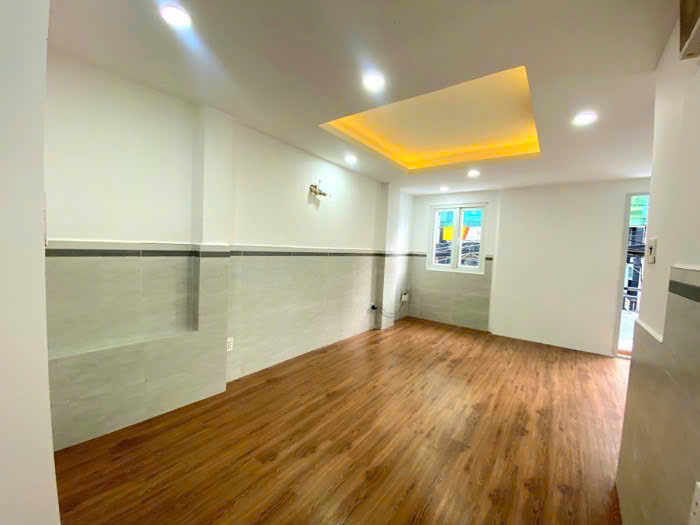 Bán nhà mặt tiền kinh doanh Đinh Bộ Lĩnh, 25.8m2, xây mới 4 tầng BTCT, 8.86 tỷ