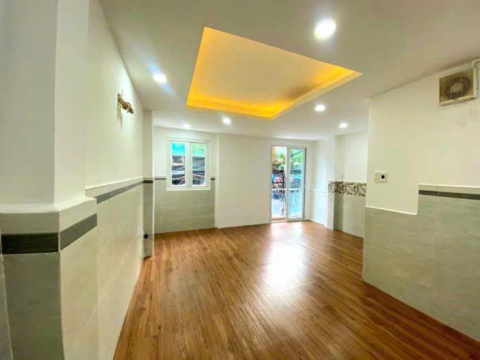 Bán nhà mặt tiền kinh doanh Đinh Bộ Lĩnh, 25.8m2, xây mới 4 tầng BTCT, 8.86 tỷ
