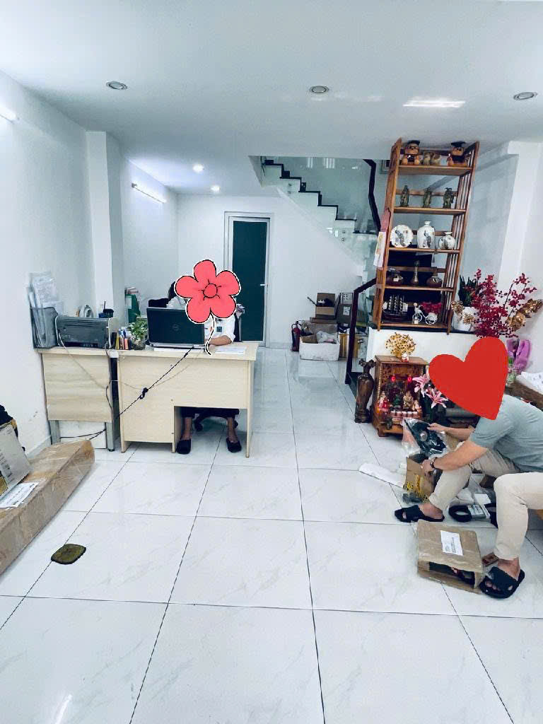 Bán nhà sát mặt tiền Trường Sa, 45.8m2, xây mới 5 tầng BTCT, 8.9 tỷ