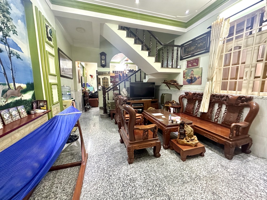 Nhà Hẻm xe hơi Bình Phú, 4.5*14.5 3 tầng BTCT, nở hậu tài lộc, chỉ nhỉnh 6 tỷ.
