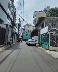 12 TỶ HƠN - NHÀ NGAY NƠ TRANG LONG - CHDV TOÀ NHÀ VĂN PHÒNG - Ở