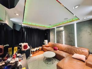 10 TỶ - NGUYỄN VĂN ĐẬU, GẦN MẶT TIỀN, KINH DOANH TỐT