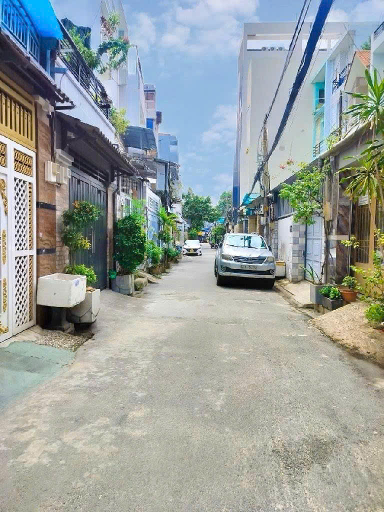 NHÀ ĐẸP HẺM XE HƠI – BÙI QUANG LÀ – HOÀN CÔNG – CHỈ 4.7 T.Ỷ