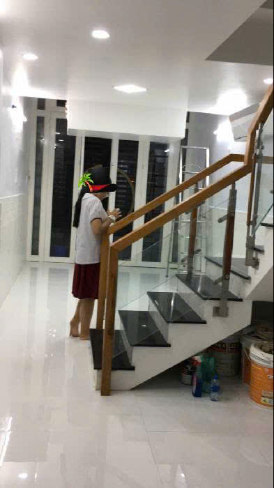 Bán nhà hẻm xe tải Lạc Long Quân; 3x11.4m; 4 tầng; sổ hồng; 8,4 tỷ