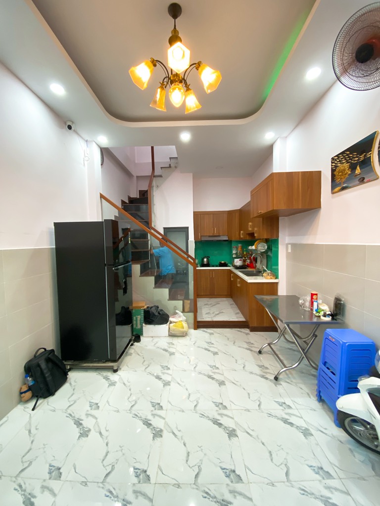Bán nhà nhỏ xinh 77, Tân Quy; 3,5x7m; 3 lầu; 3PN; sổ hồng; 5,5 tỷ