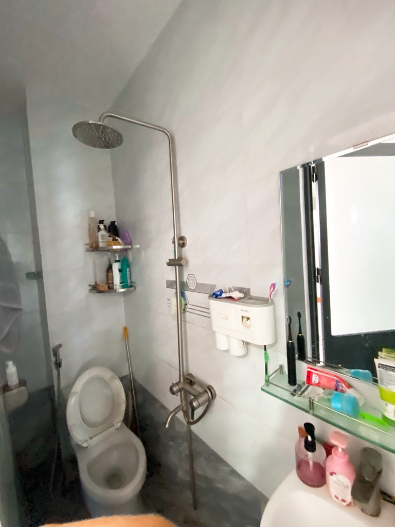 Bán nhà nhỏ xinh 77, Tân Quy; 3,5x7m; 3 lầu; 3PN; sổ hồng; 5,5 tỷ
