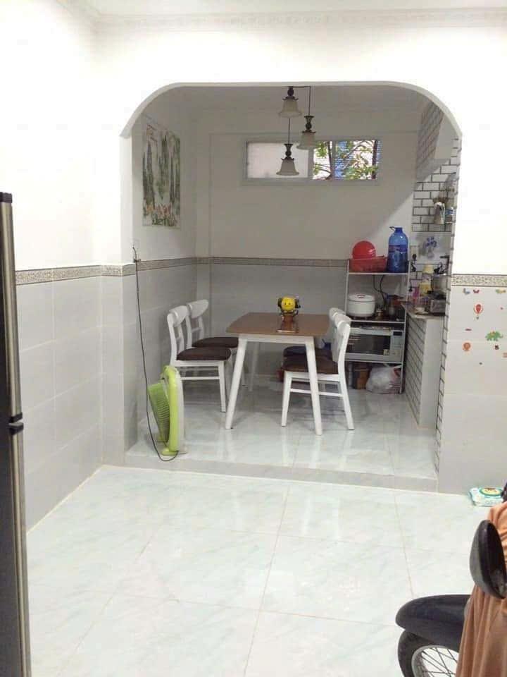 Bán nhà đường Tân Thuận Tây (xe hơi gần cửa); 2PN; 2WC; thu nhập 6tr/tháng; sổ hồng