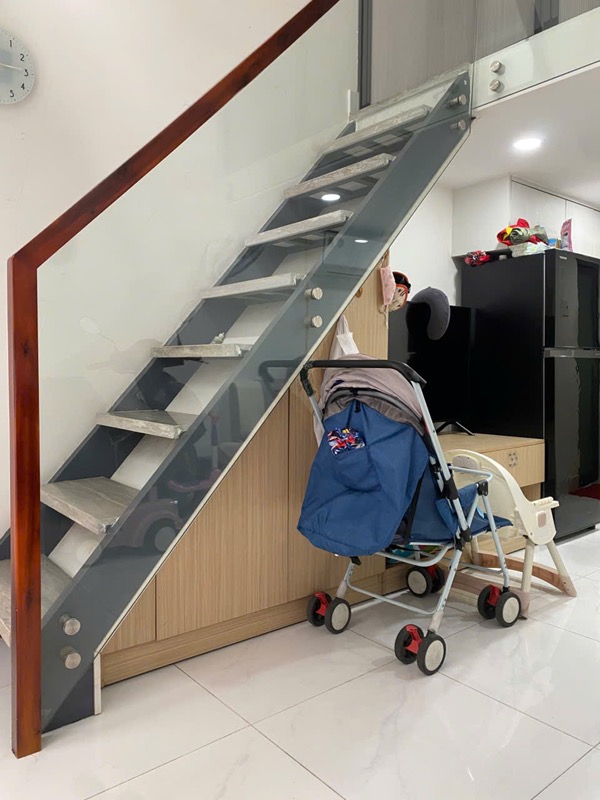 Bán nhà Bùi Văn Ba (xe hơi đỗ cửa); 3x6m; 2 tầng; 2PN; sổ hồng hoàn công