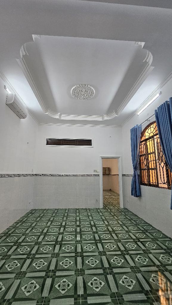 Bán nhà Huỳnh Tấn Phát (xe hơi đậu cửa); 96m2; 2PN; tiện xây mới; sổ hồng
