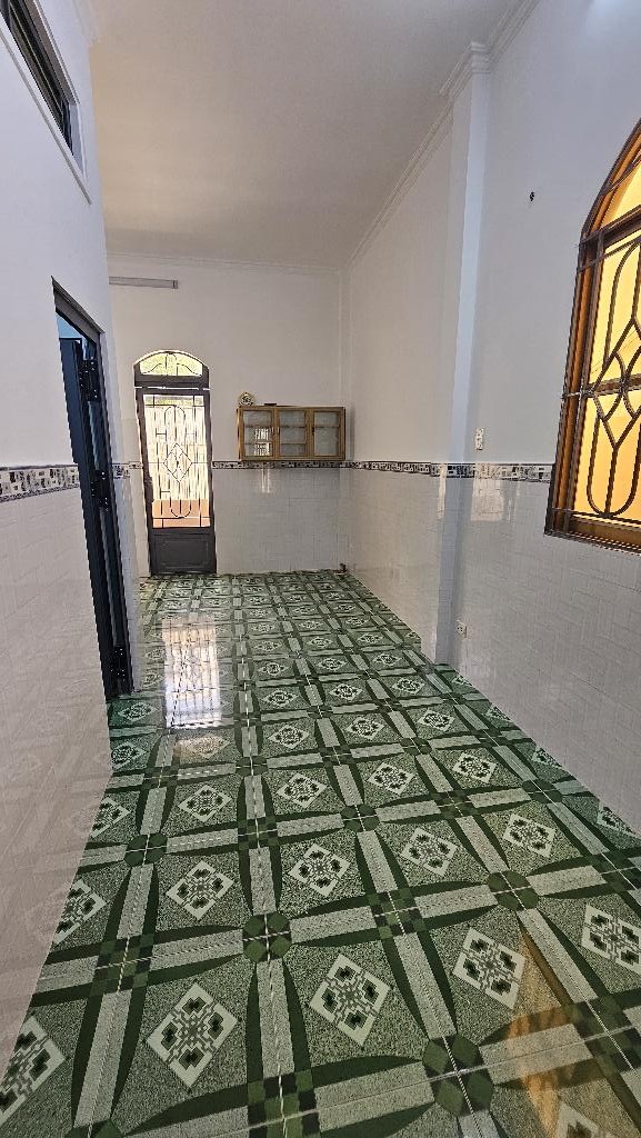 Bán nhà Huỳnh Tấn Phát (xe hơi đậu cửa); 96m2; 2PN; tiện xây mới; sổ hồng