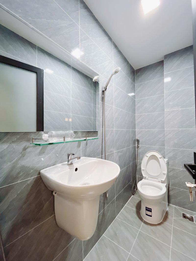Bán nhà Huỳnh Tấn Phát (liền kề Phú Mỹ Hưng); 30m2; 2PN; sổ hồng