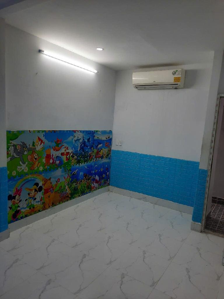 Bán nhà Nguyễn Thị Tần (thu nhập 8tr/tháng); 25m2; 2 tầng; sổ hồng