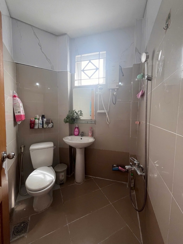 bán nhà mặt tiền Bế Văn Cấm; 41m2; 2 tầng; tiện cho thuê; sổ hồng hoàn công