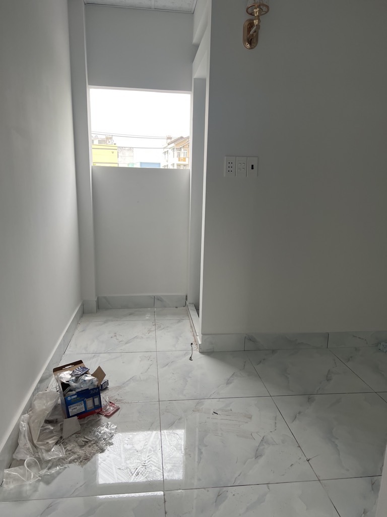 Bán nhà Huỳnh Tấn Phát (xe hơi gần cửa); 21m2; 2 tầng; nhà mới; sổ hồng