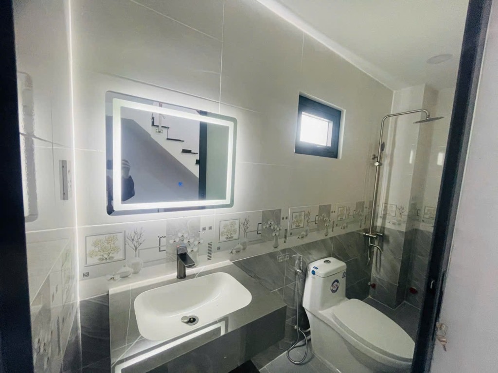 Bán nhà Võ Thị Nhờ; 42m2; 4 tầng; 4PN; nhà mới vào ở ngay; sổ hồng hoàn công
