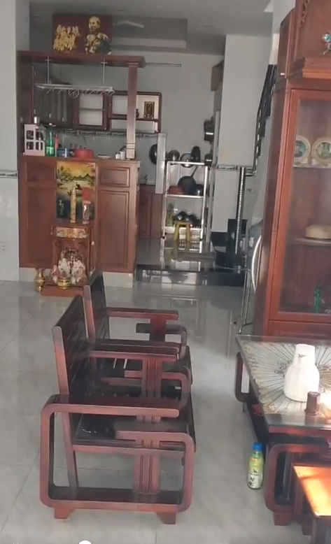 Bán nhà Nguyễn Văn Quỳ; 5x20m; 2 tầng; 3PN; 2WC; sổ hồng riêng