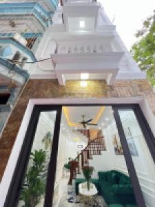 Ảnh thật. Bán nhà Nguyễn Chí Thanh chỉ 7.58 tỷ - 35m2, 5 tầng, lô góc 2 thoáng, mặt ngõ kinh doanh
