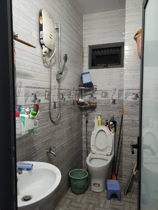 Bán nhà hẻm xe hơi phường Tân Thới Nhất Quận 12