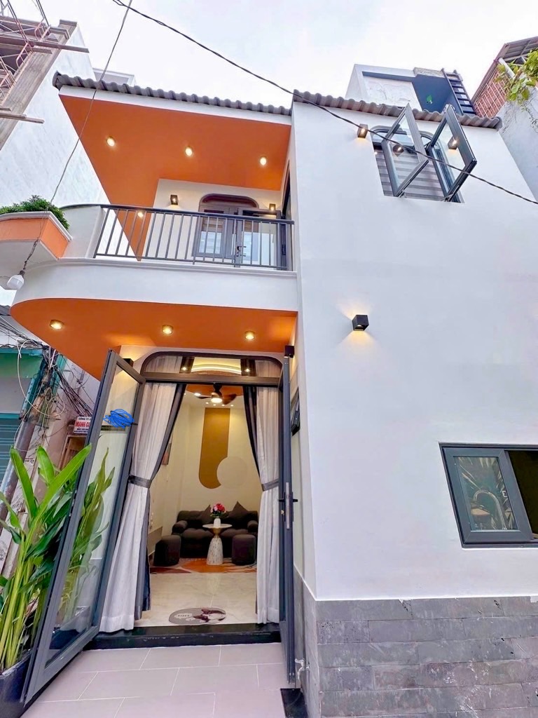 NHÀ MỚI CẦN BÁN ĐỂ  TÁI ĐỊNH CƯ NHA TRANG