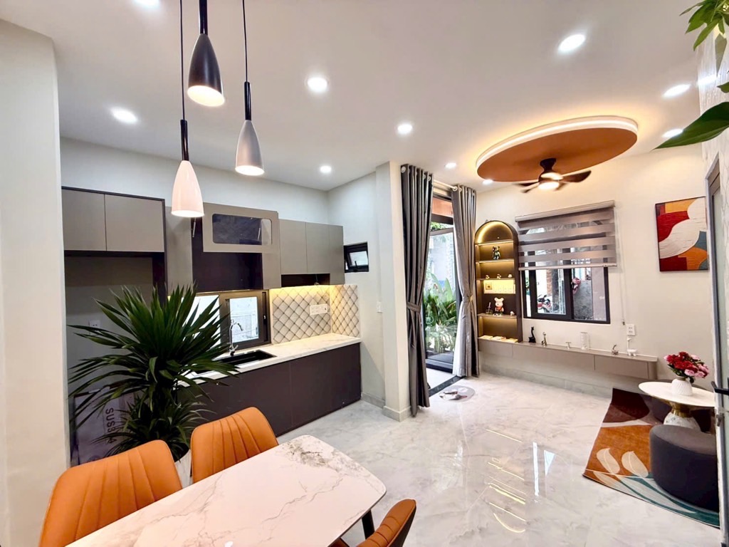 NHÀ MỚI CẦN BÁN ĐỂ  TÁI ĐỊNH CƯ NHA TRANG