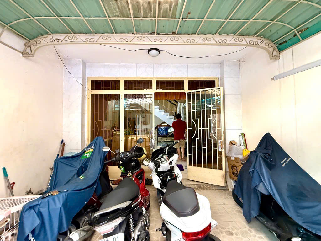 HÀNG HIẾM VÀ ĐỘC NHẤT VÔ NHỊ NGAY CUNG ĐƯỜNG BẬT NHẤT PHÚ NHUẬN