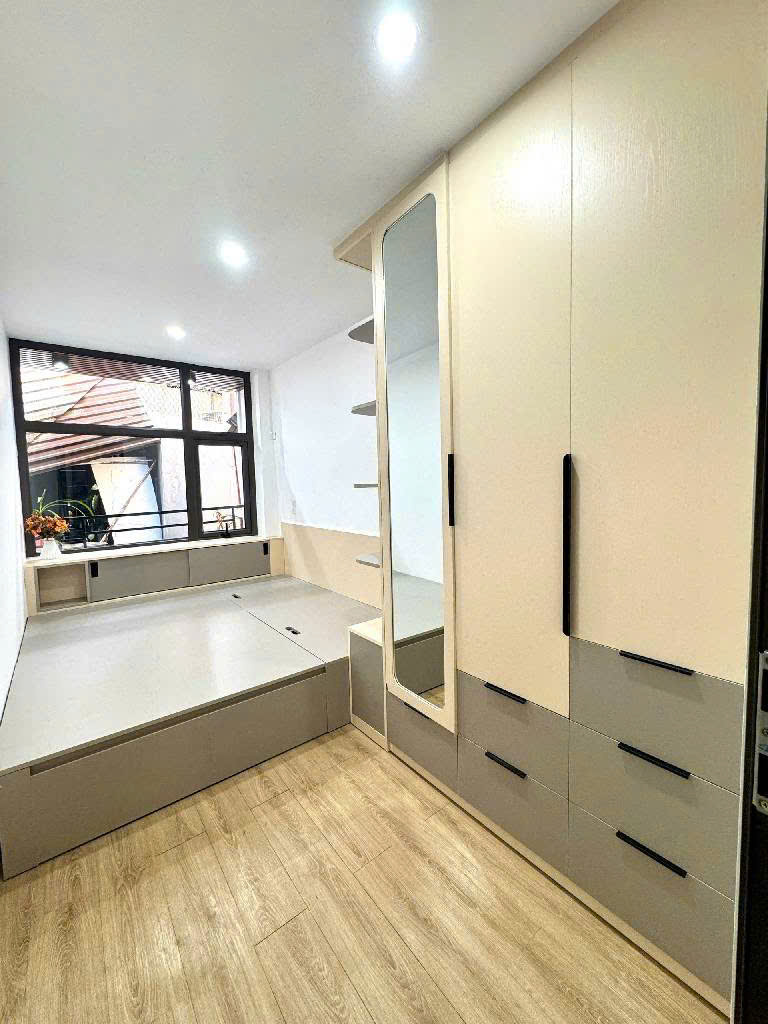 SIÊU PHẨM PHÂN KHÚC 5 TỶ -TRUNG PHỤNG- XÃ ĐÀN- 50M RA PHỐ CHÍNH,SỔ ĐỎ CHÍNH CHỦ,Ở NGAY