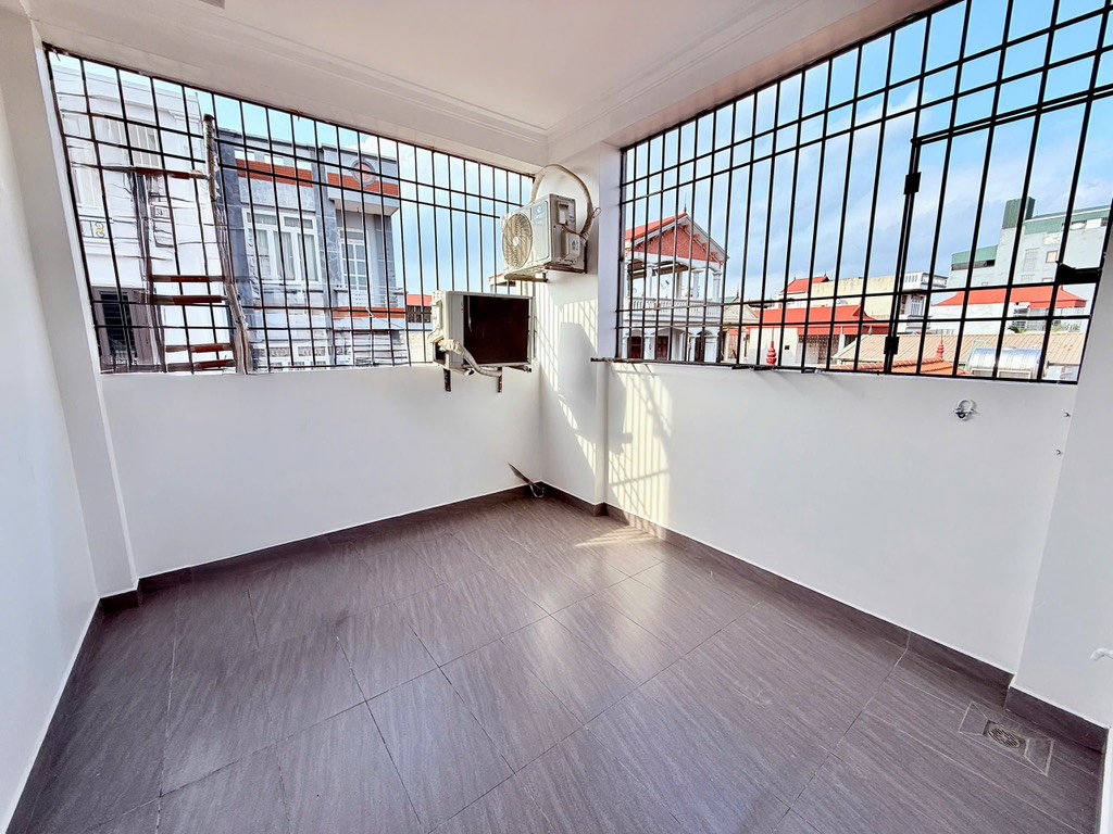 DUY NHẤT! NHÀ LÔ GÓC XUÂN PHƯƠNG – 48M2 – NGÕ THÔNG KĐT AN LẠC – CHỈ HƠN 6 TỶ - LH 0975713794